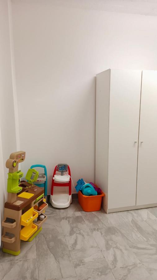 Bienvenue A Paris - Appartement Confortable, Grande Terrasse Privee Au Calme, Parking Gratuit فيتري سور سين المظهر الخارجي الصورة